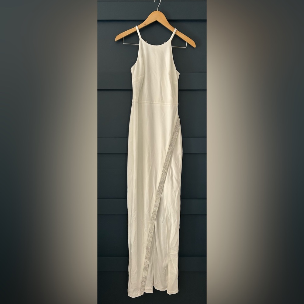 *NWT* White prom dress with rhinestone high front slit. Prom / homecoming.